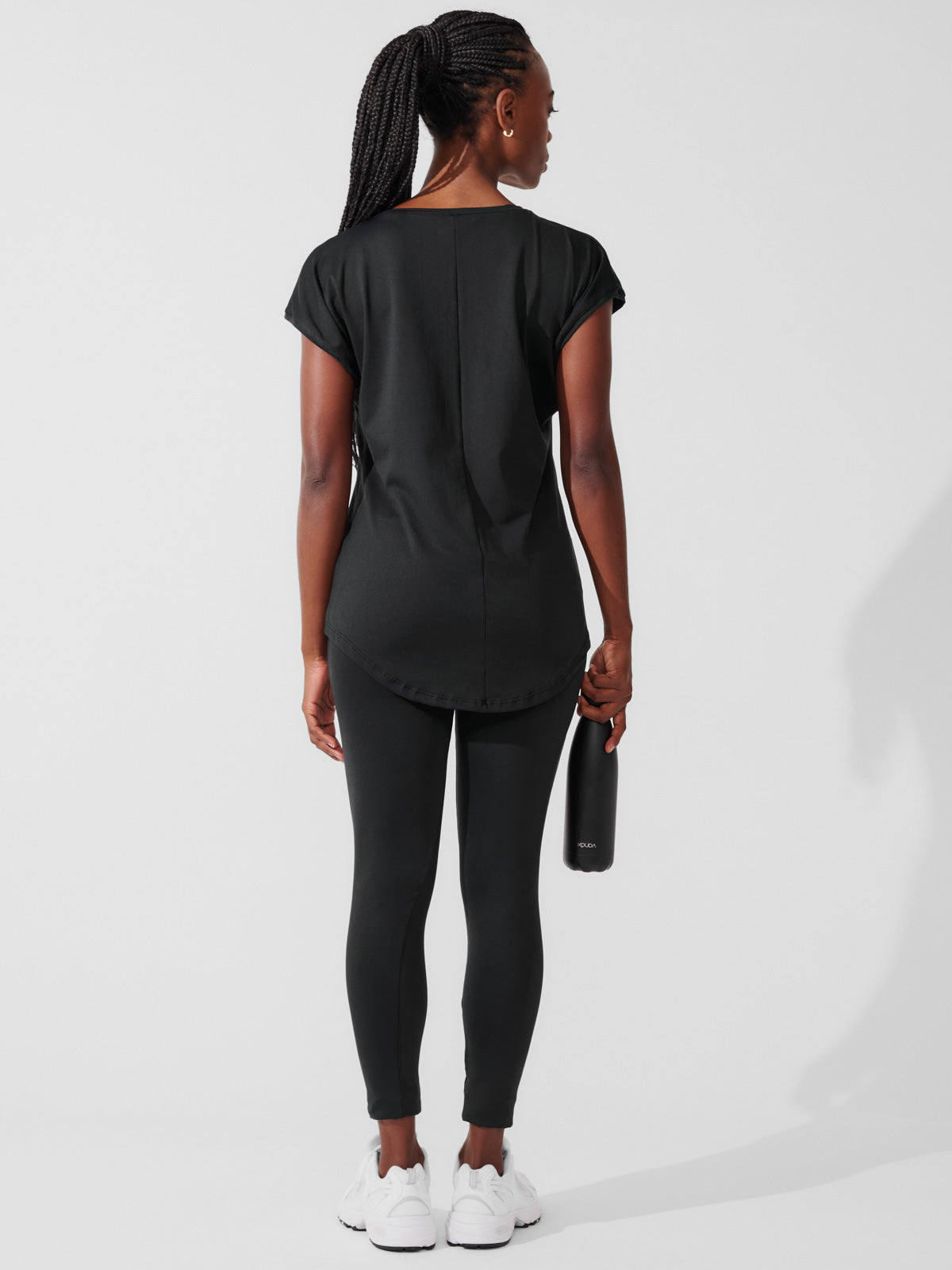 Conjunto Calça Legging de Compressão Preto + T-shirt Essencial Alongada Preto