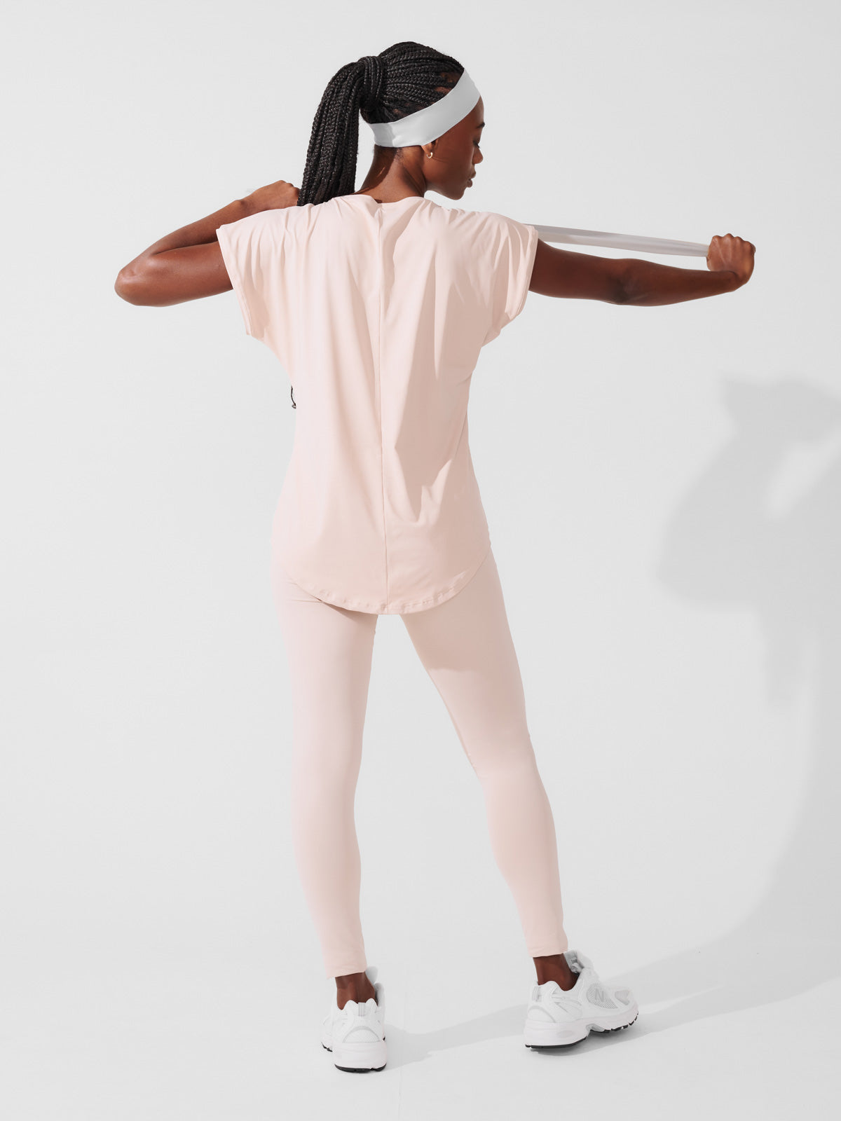 Conjunto Calça Legging de Compressão Bege + T-shirt Essencial Alongada Bege