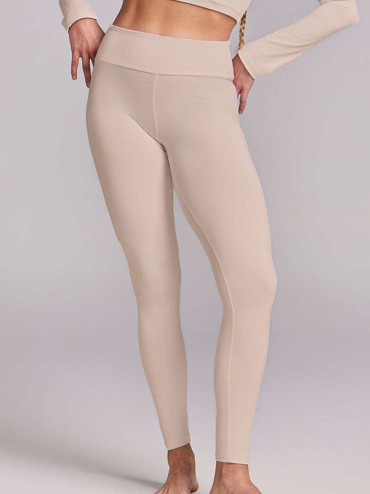 Calça Legging Levanta Bumbum Cós Em V Bege