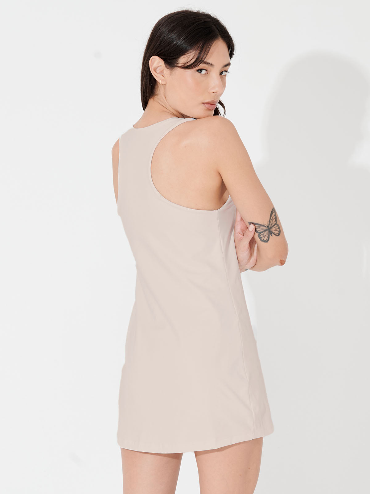 Vestido Fitness Essencial com Costas Nadador Bege