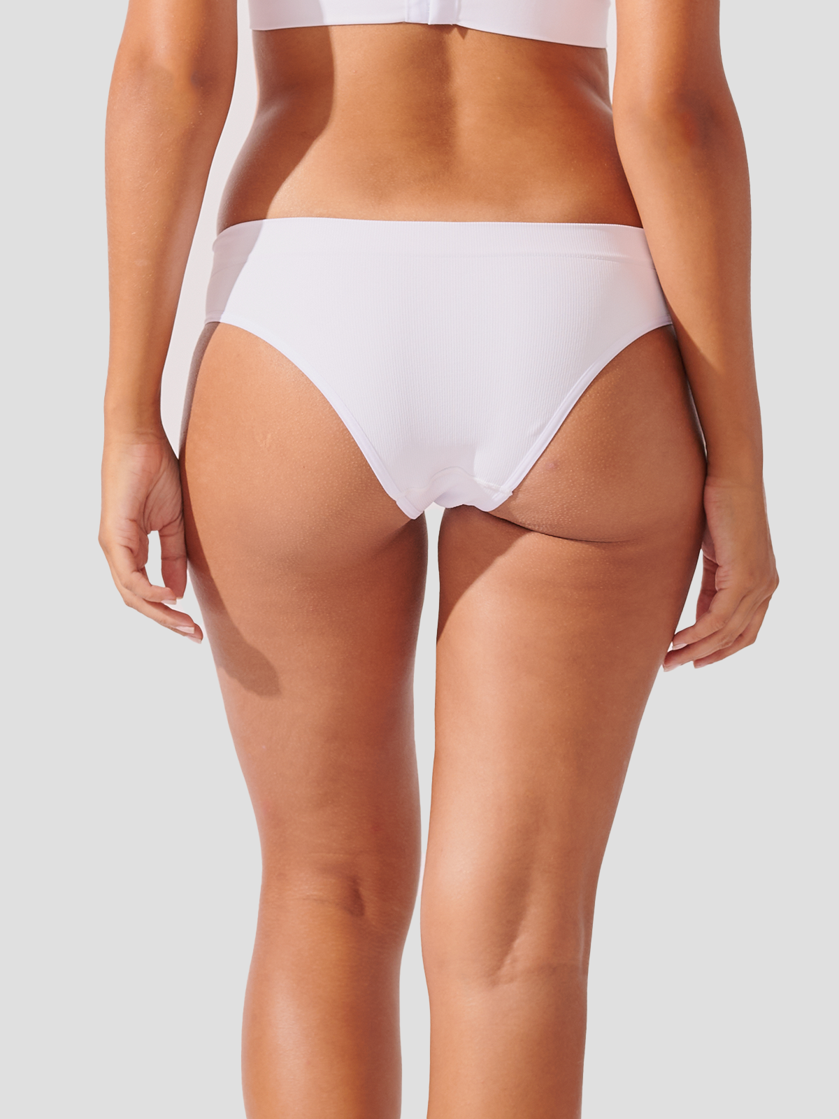 Kit com 3 Calcinhas Biquíni Canelado Sem Costura Premium Branco - R$59,97 cada