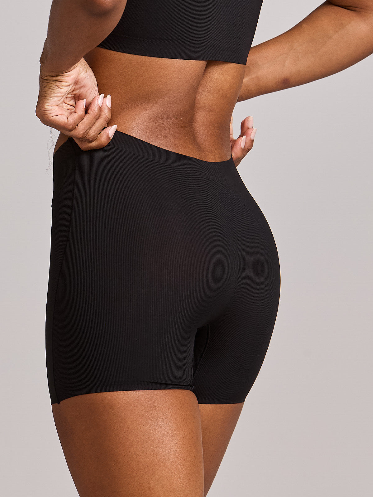 Calcinha Shorts Poliamida Canelada Sem Costura Segunda Pele Preto