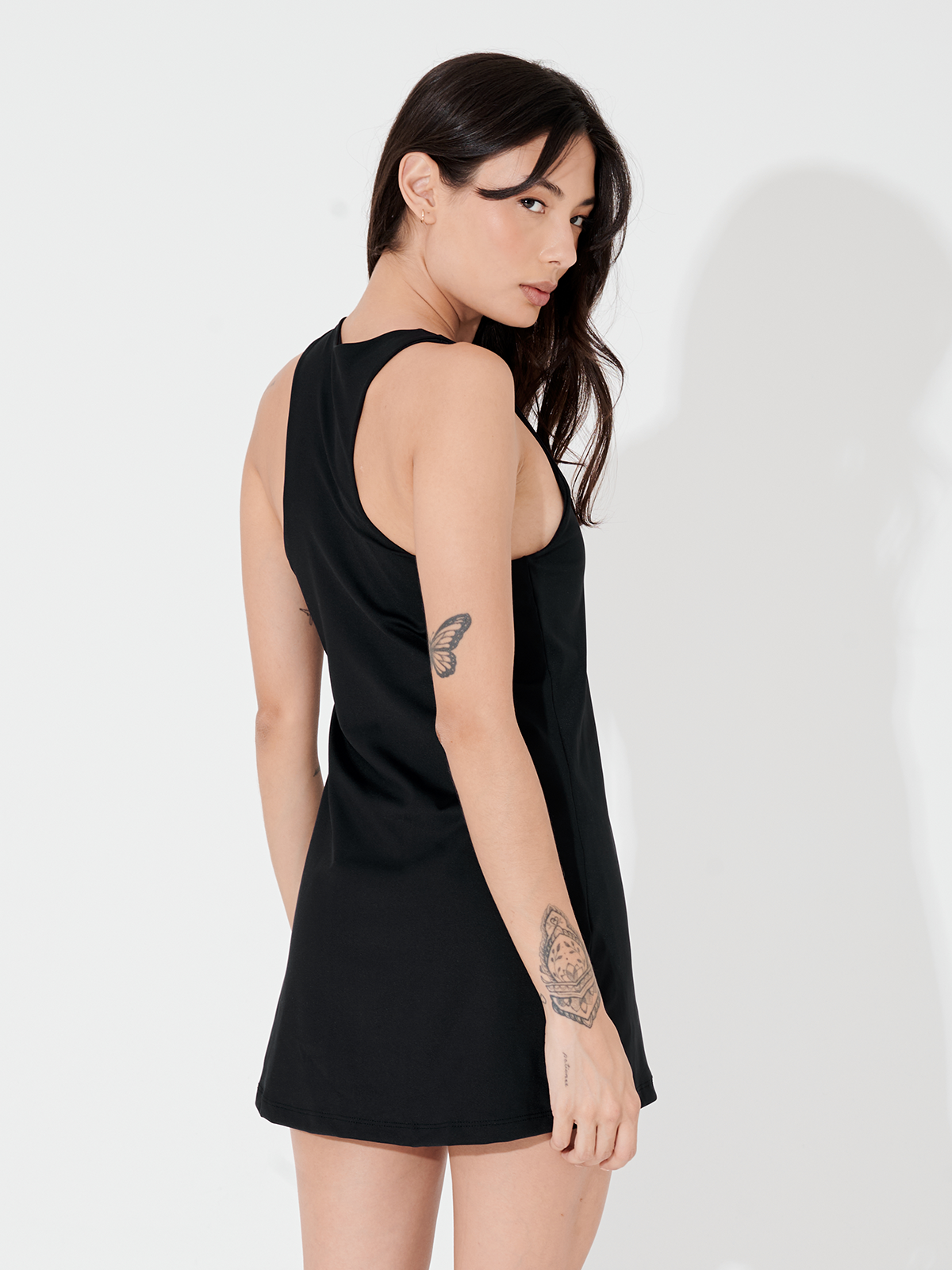 Vestido Fitness Drapeado com Shorts Preto