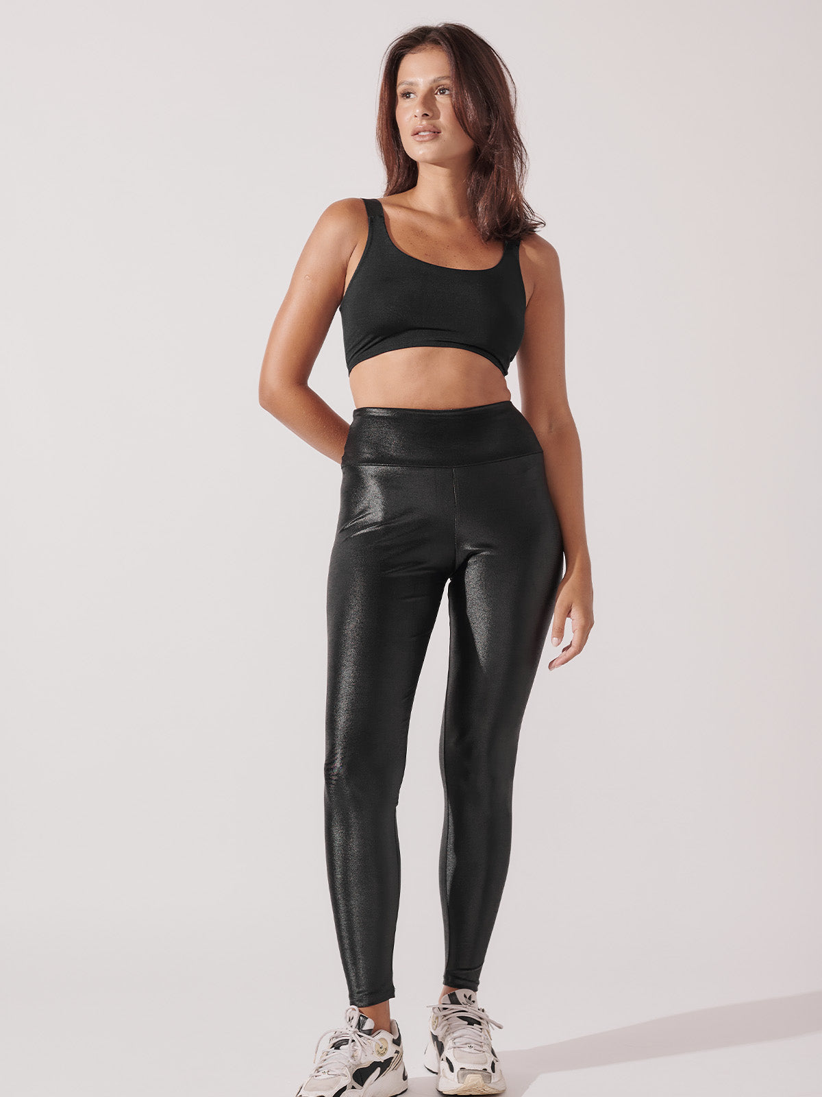Conjunto Top Ampla Cobertura Preto + Calça Legging Cirre