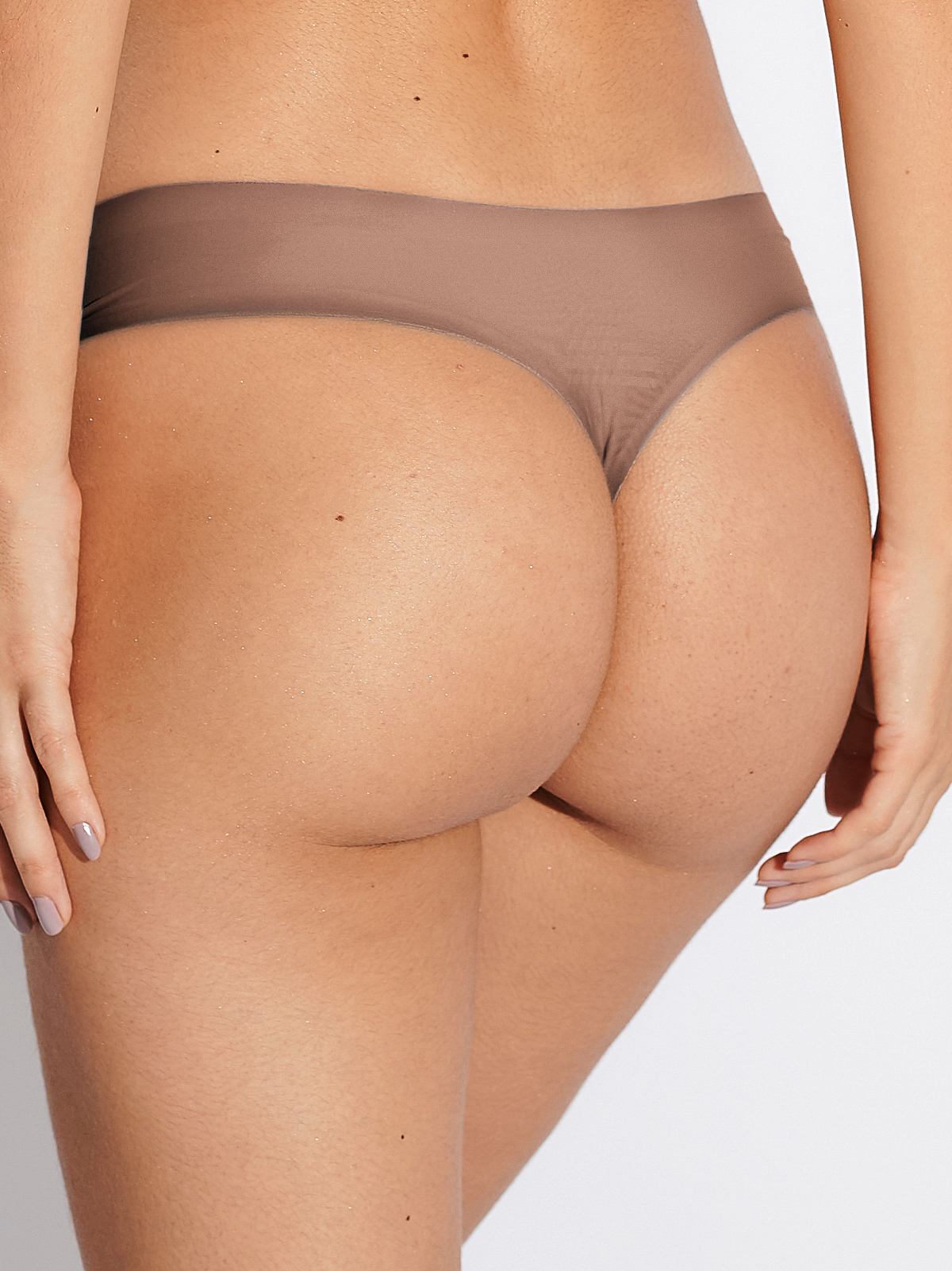 Kit com 6 Calcinhas Fio Dental Sem Costura Segunda Pele Marrom Cacau - R$20,82 cada