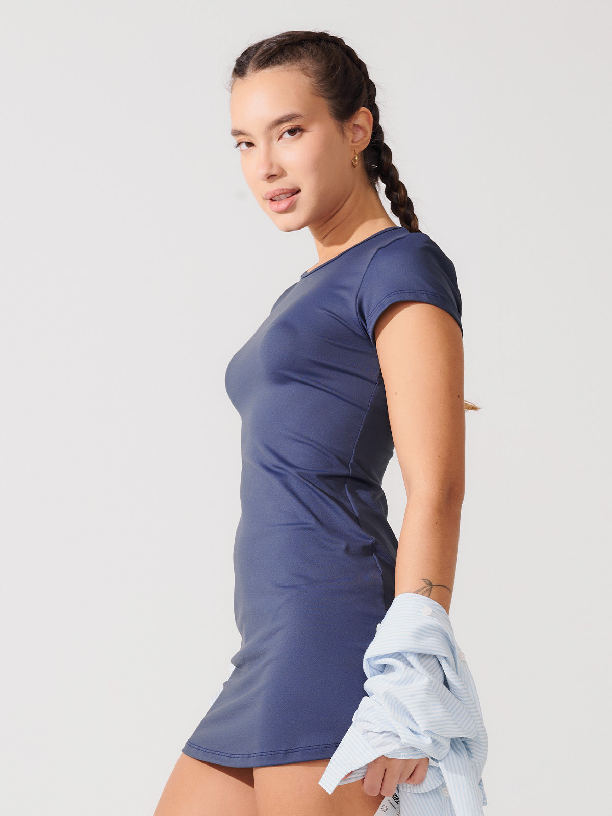 Vestido Essencial com Manga Curta e Gola Clássica Azul Marinho