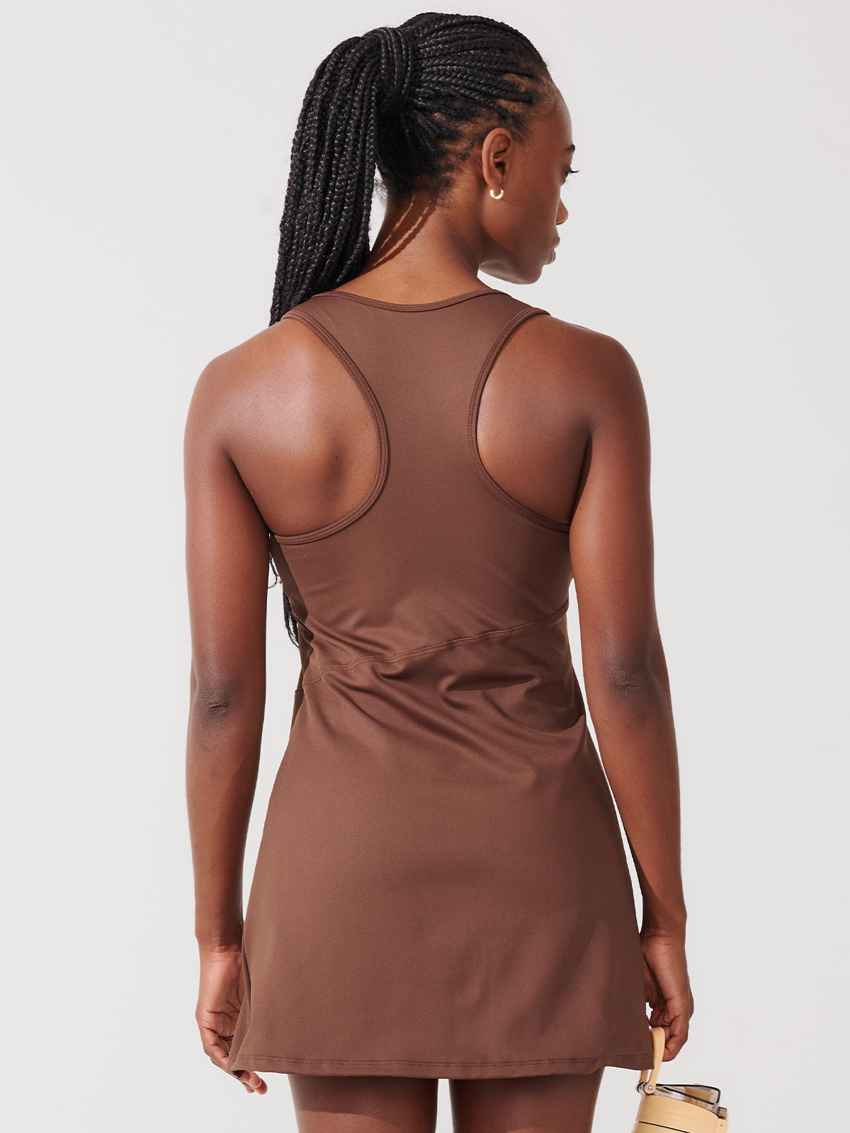 Vestido com Detalhe em Sobreposição e Shorts Interno Marrom Café