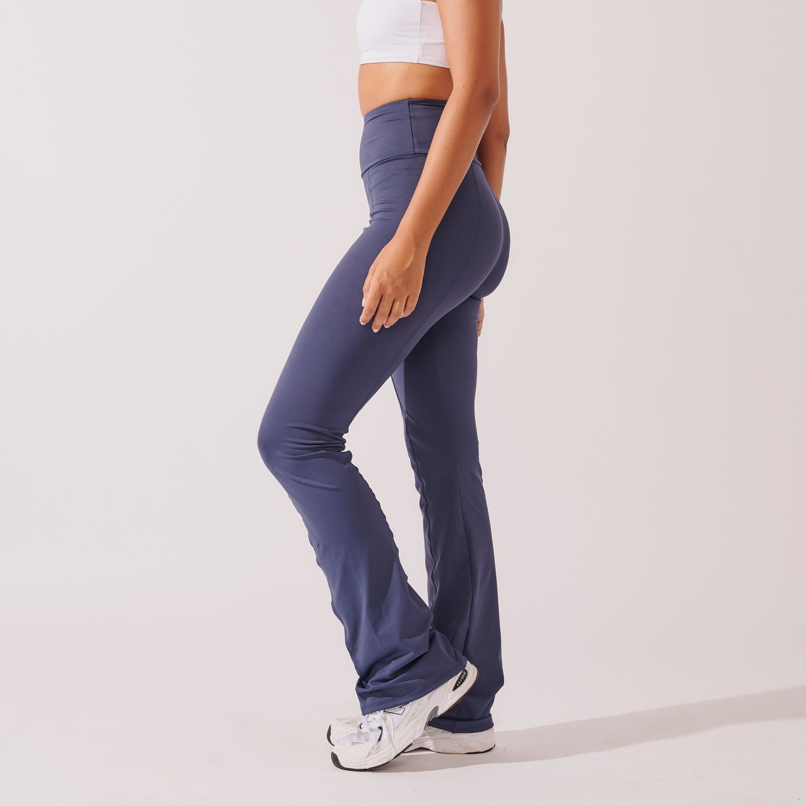 Calça x Shorts: Descubra Qual Peça Funciona Melhor Para o Seu Estilo de Treino.