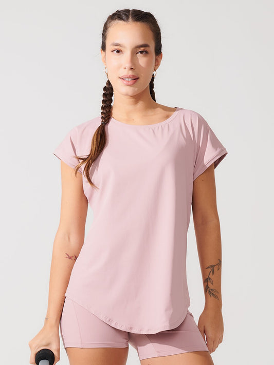 T-Shirt Essencial Alongada Rose