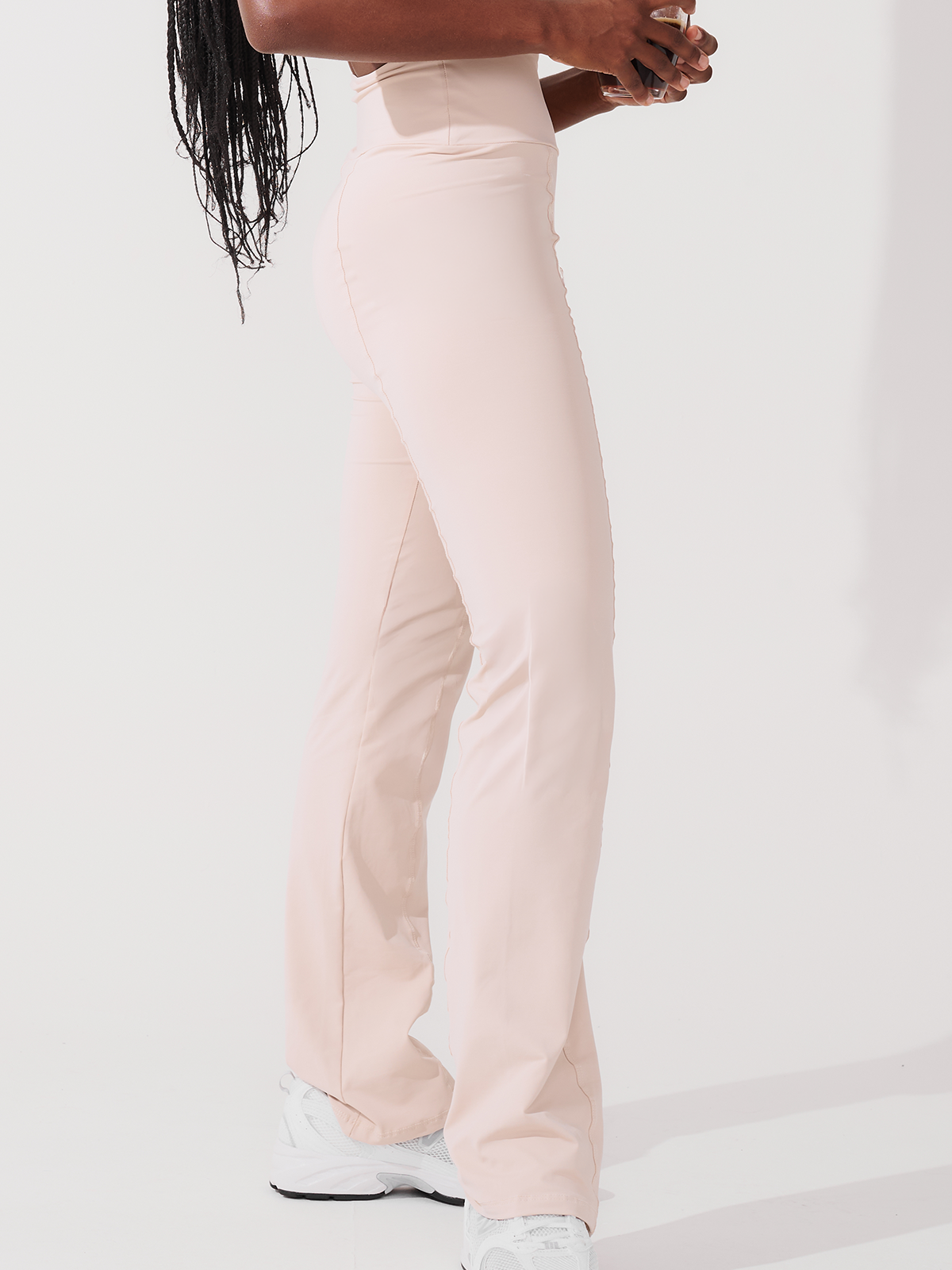 Calça Flare Bailarina Bege