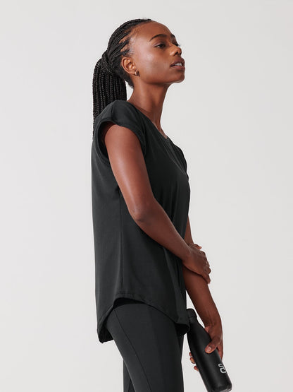 T-Shirt Essencial Alongada Preto