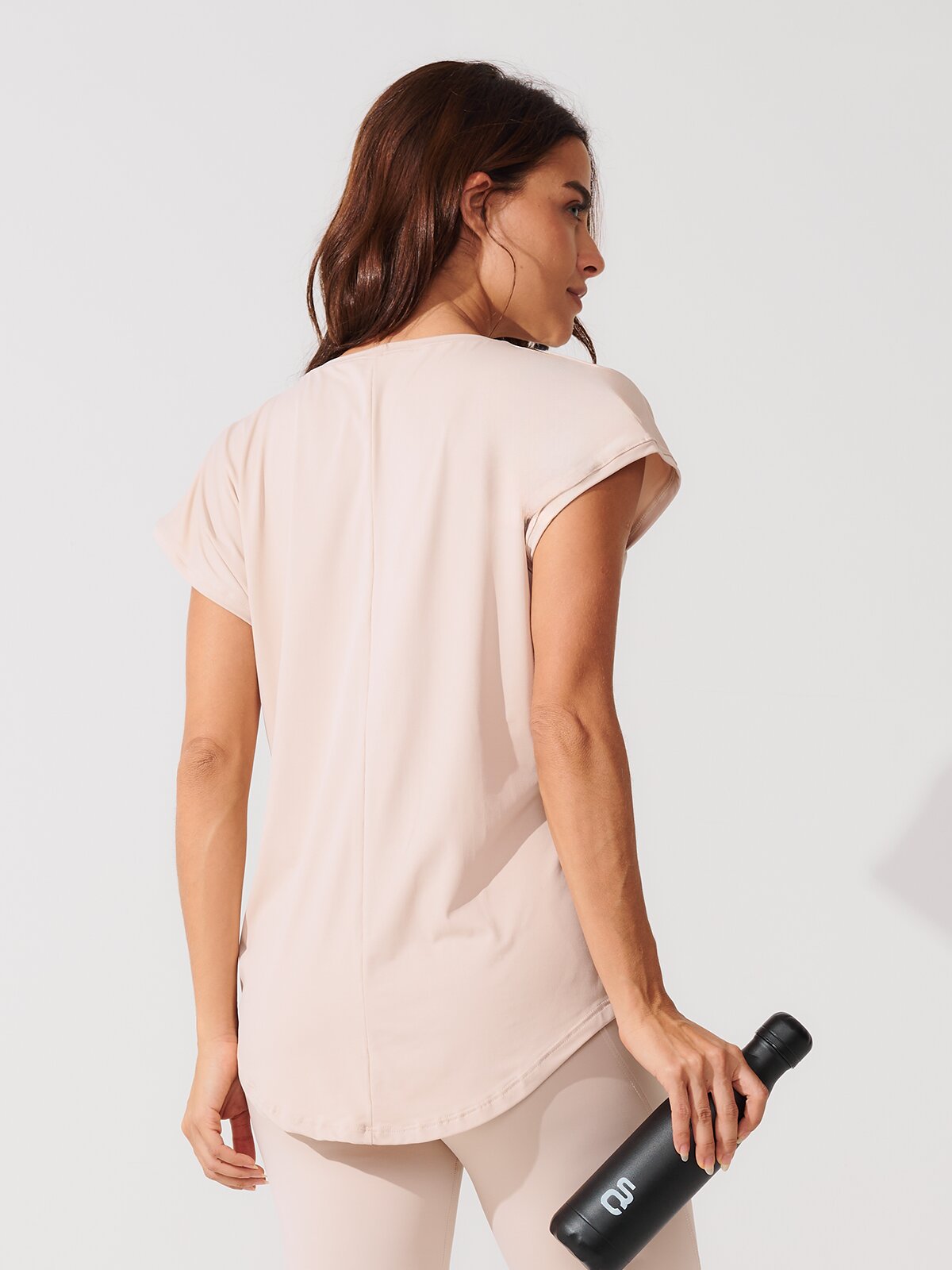 T-Shirt Essencial Alongada Bege