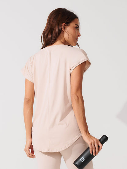 T-Shirt Essencial Alongada Bege