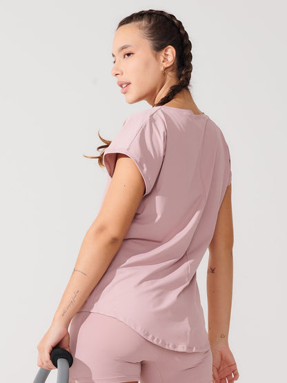 T-Shirt Essencial Alongada Rose