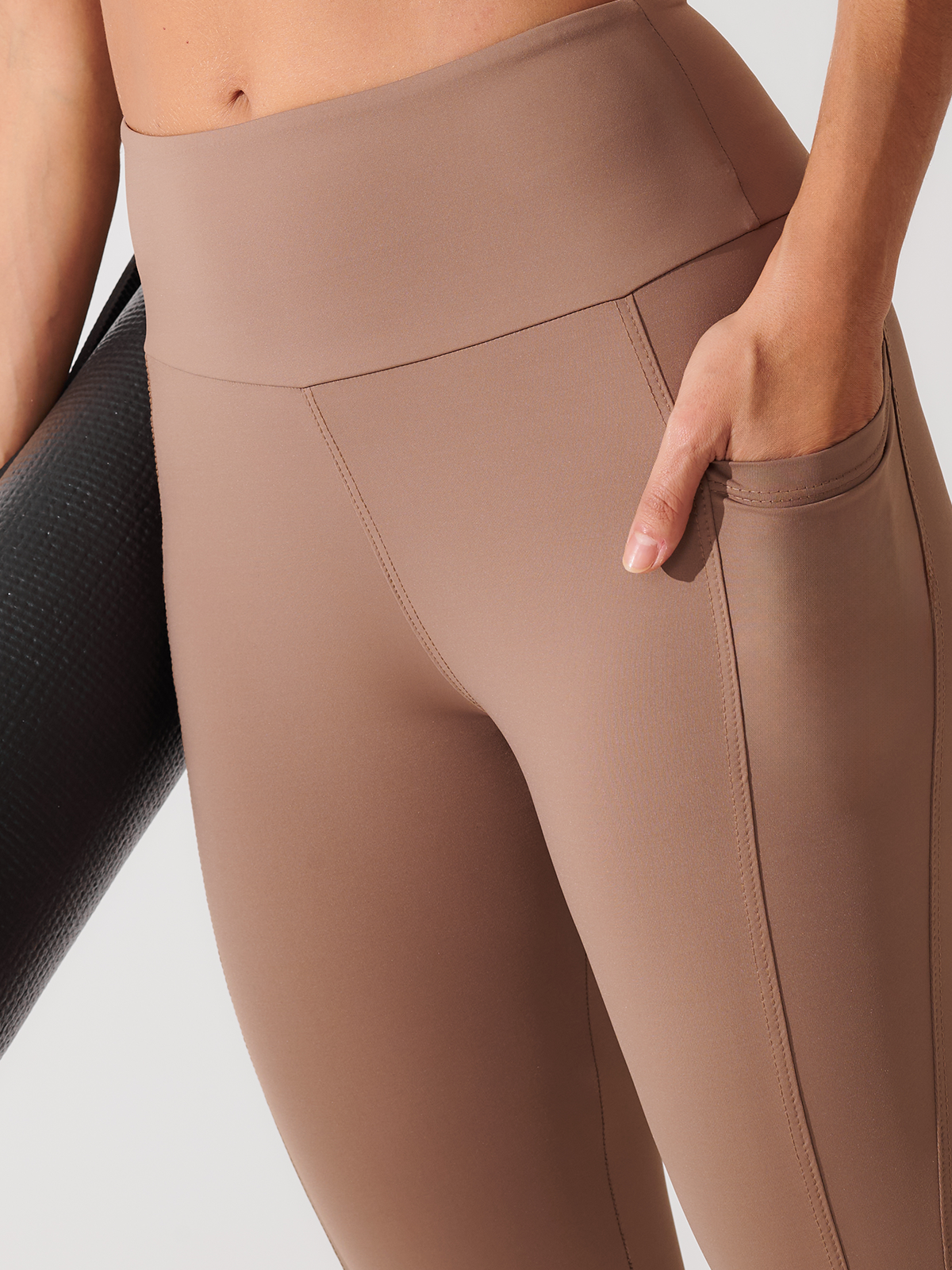 Calça Legging de Compressão com Forro Marrom Cacau