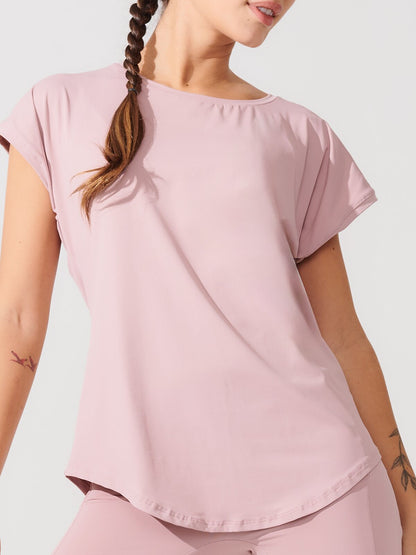 T-Shirt Essencial Alongada Rose