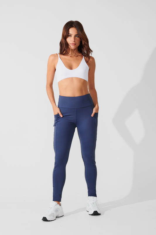 Conjunto Calça Legging de Compressão Azul Marinho + Top Slim Branco
