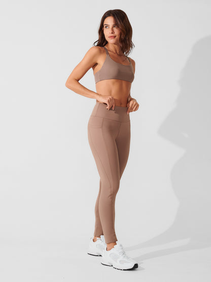 Conjunto Calça Legging de Compressão Marrom Cacau + Top Fitness Média Compressão Marrom Cacau
