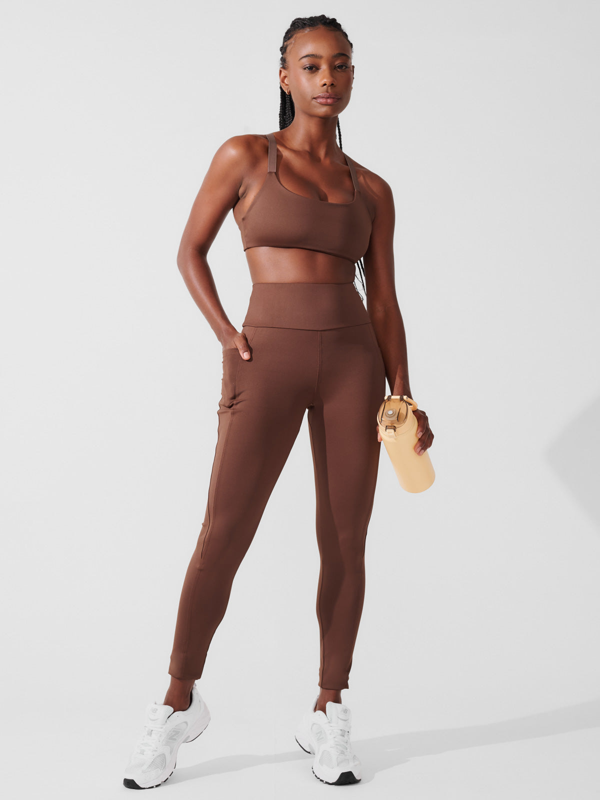 Conjunto Calça Legging de Compressão Marrom Café + Top Fitness Média Compressão Marrom Café