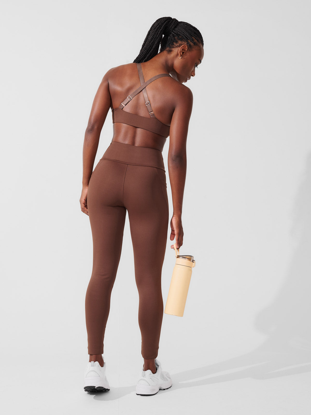 Conjunto Calça Legging de Compressão Marrom Café + Top Fitness Média Compressão Marrom Café