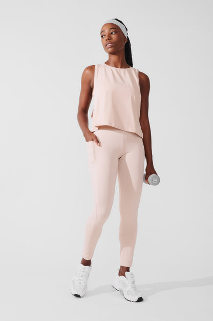 Conjunto Calça Legging de Compressão Bege + Regata Cropped Leve com Cava Ampla Bege
