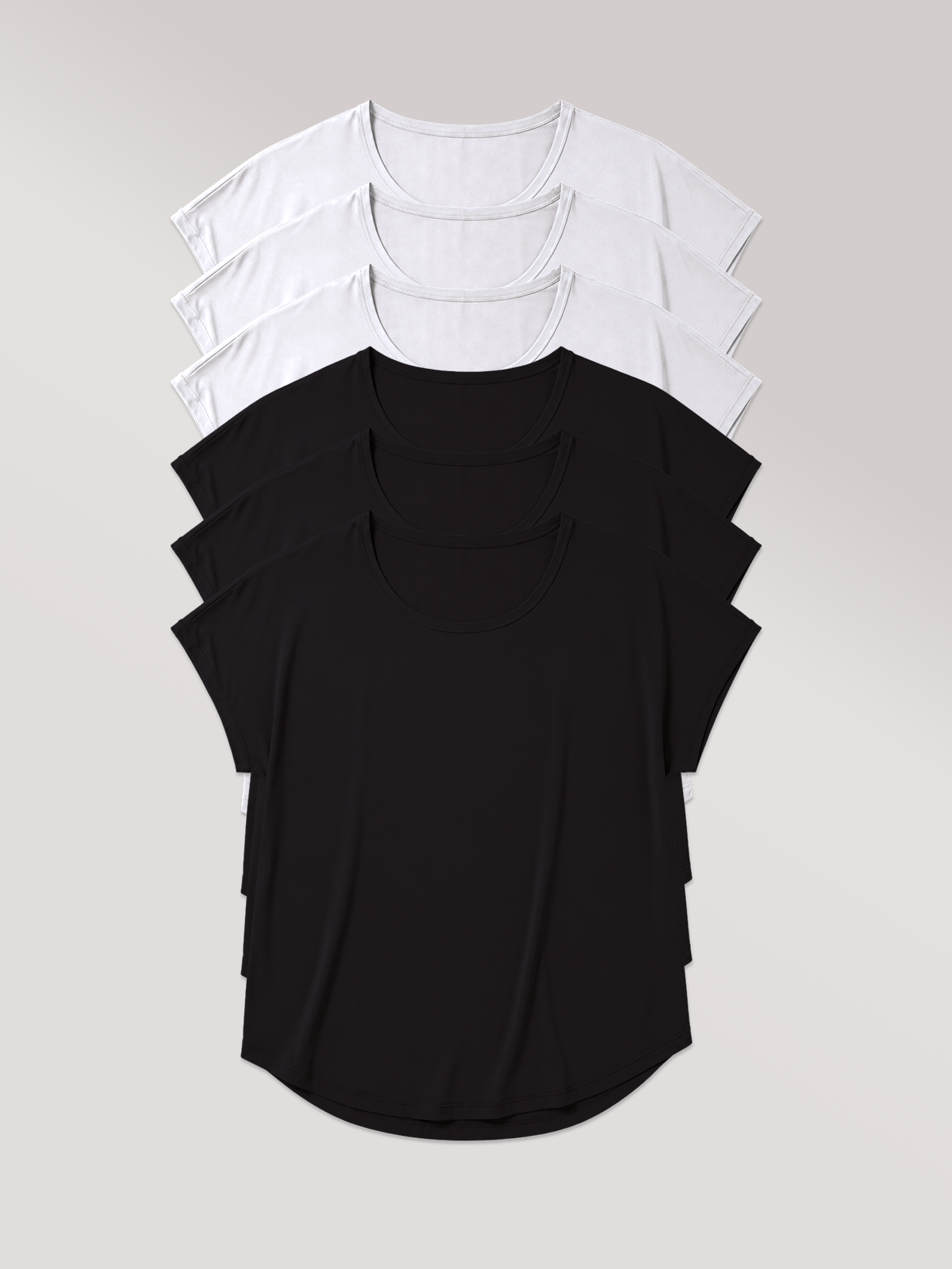 Kit com 6 T-Shirts Essencial Alongada (3 Preto e 3 Branco)
