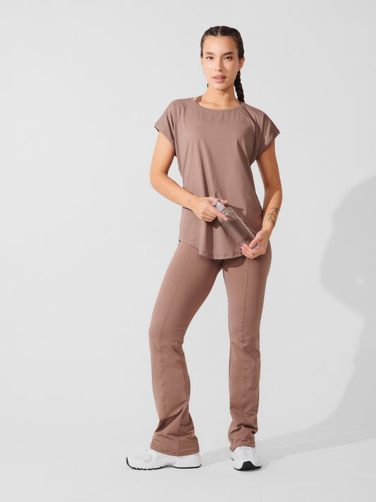 Conjunto Calça Bailarina Marrom Cacau + T-shirt Essencial Alongada Marrom Cacau