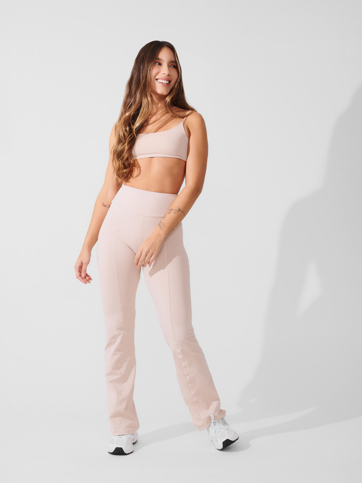 Conjunto Calça Bailarina Bege + Top Alça Dupla Bege