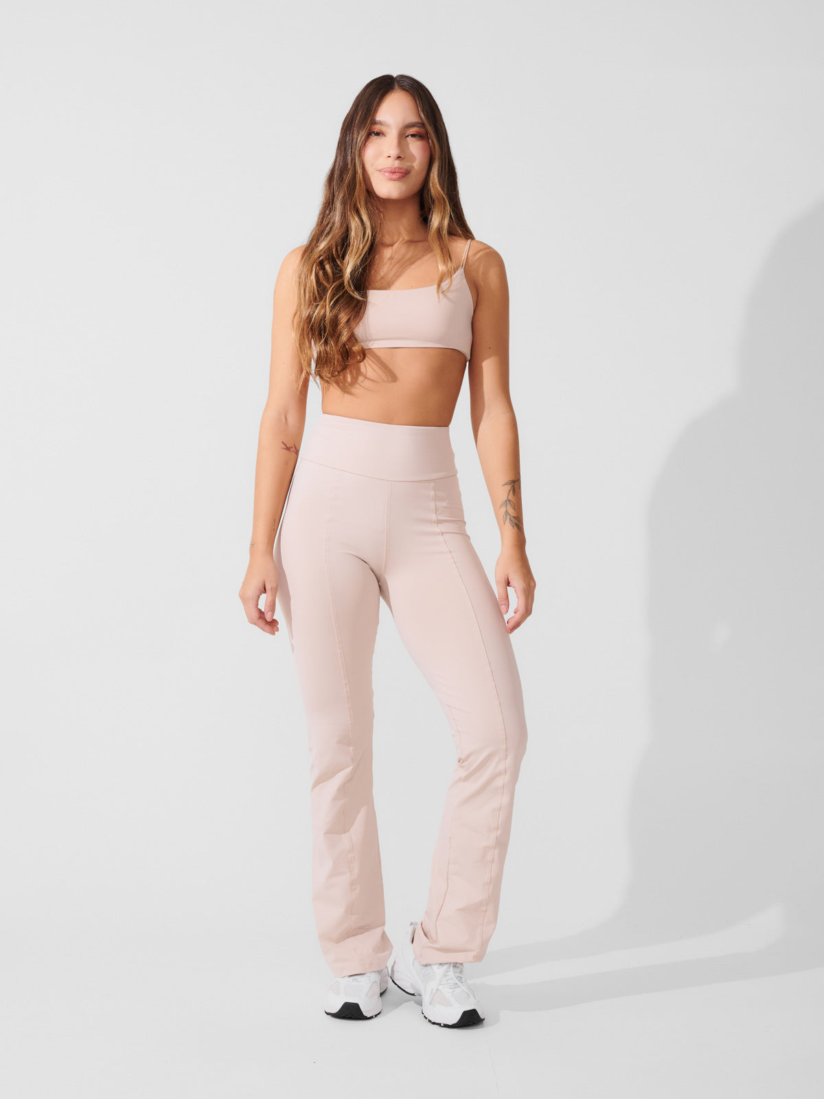 Conjunto Calça Bailarina Bege + Top Alça Dupla Bege