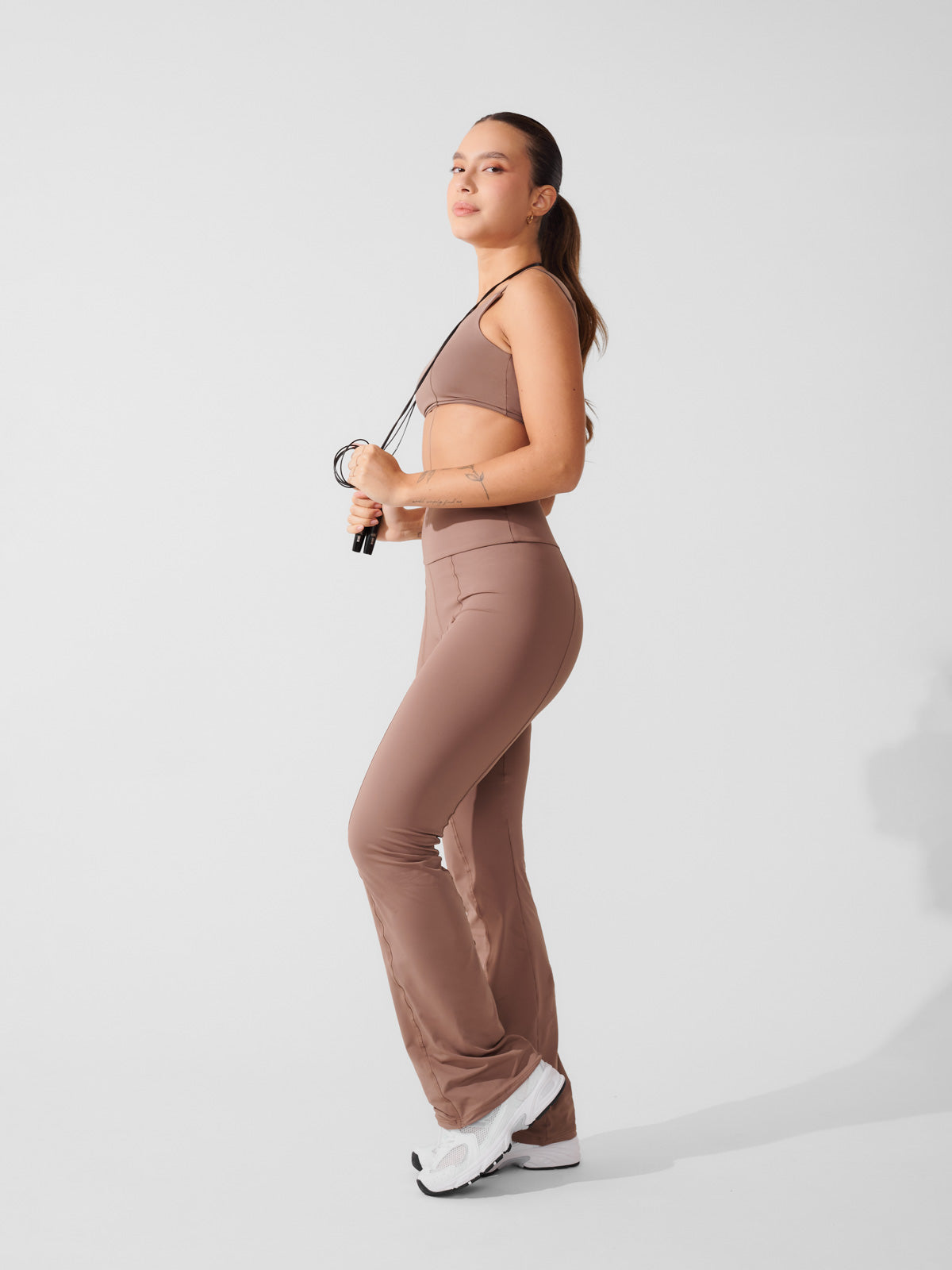 Conjunto Calça Bailarina Marrom Cacau + Top Ampla Cobertura Marrom Cacau