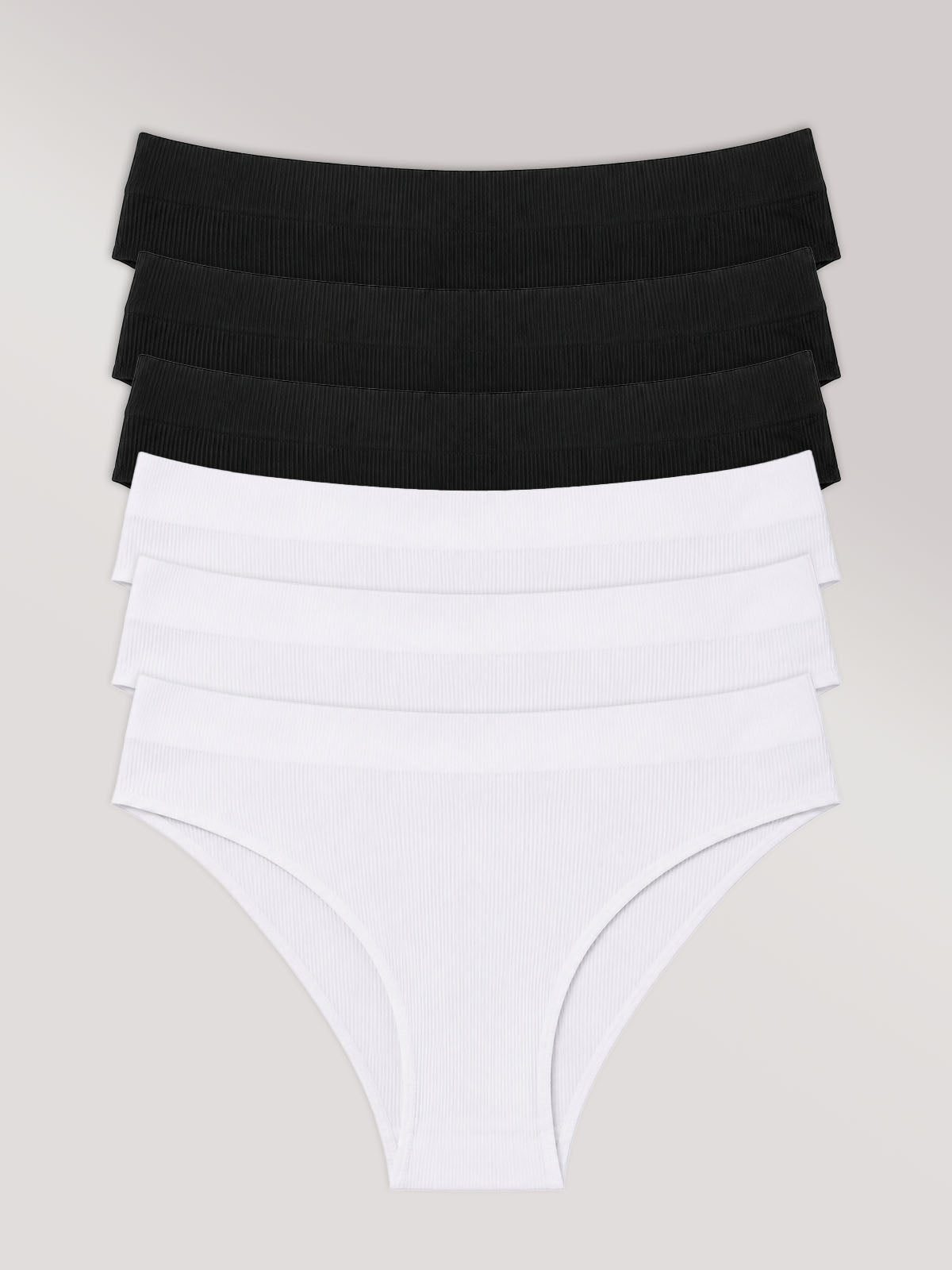 Kit com 6 Calcinhas Biquini Poliamida Canelada Sem Costura Segunda Pele (3 Preto e 3 Branco) - R$23,98 cada