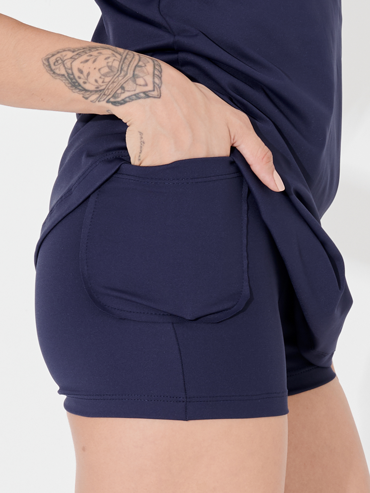 Vestido Fitness Drapeado com Shorts Azul Marinho