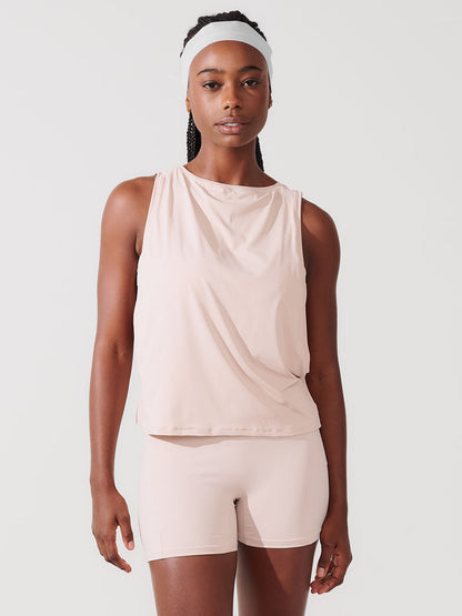 Conjunto Bermuda de Compressão Bege + Regata Cropped Leve com Cava Ampla Bege
