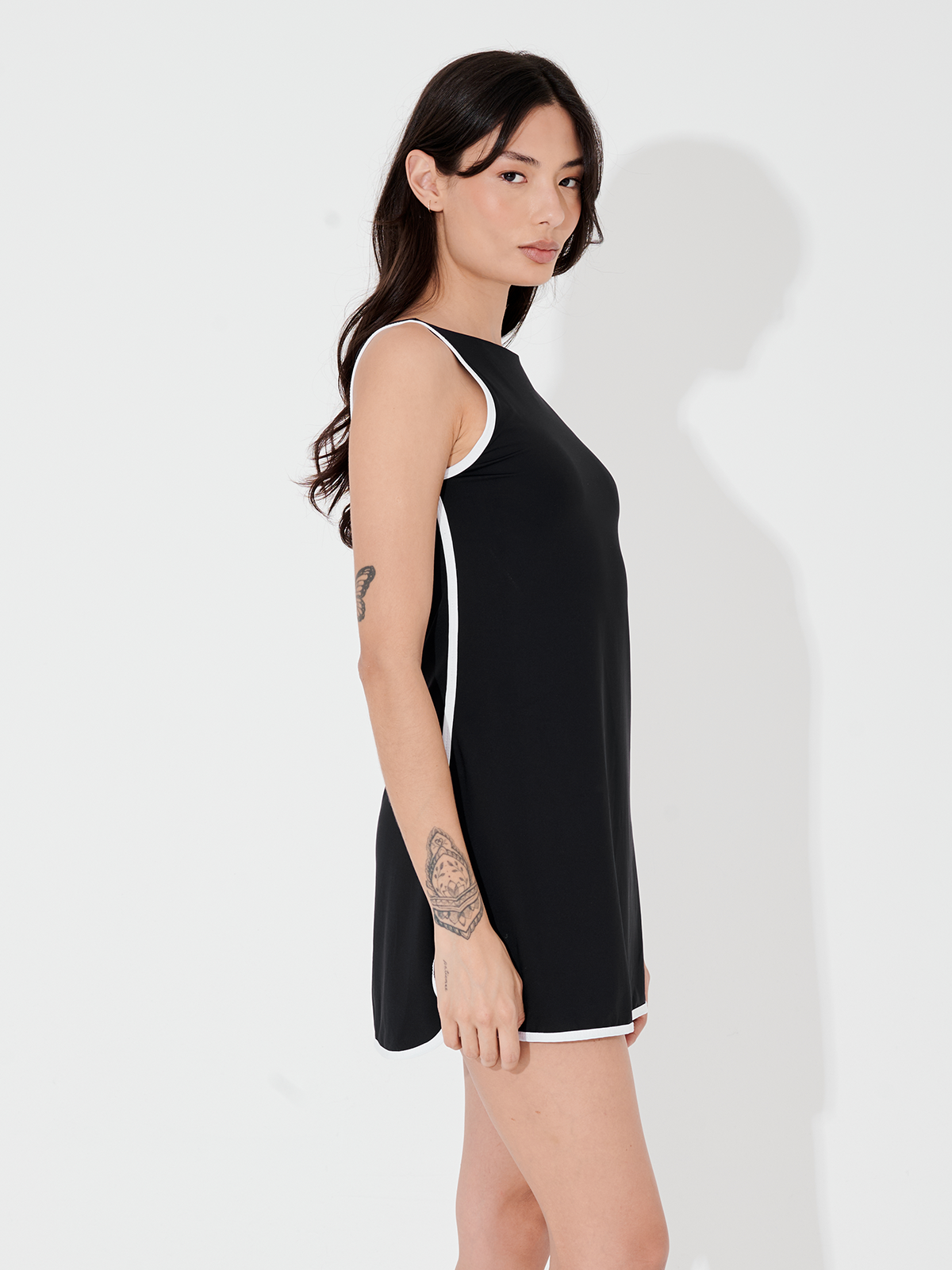 Vestido Fitness com Detalhe Contrastante Preto