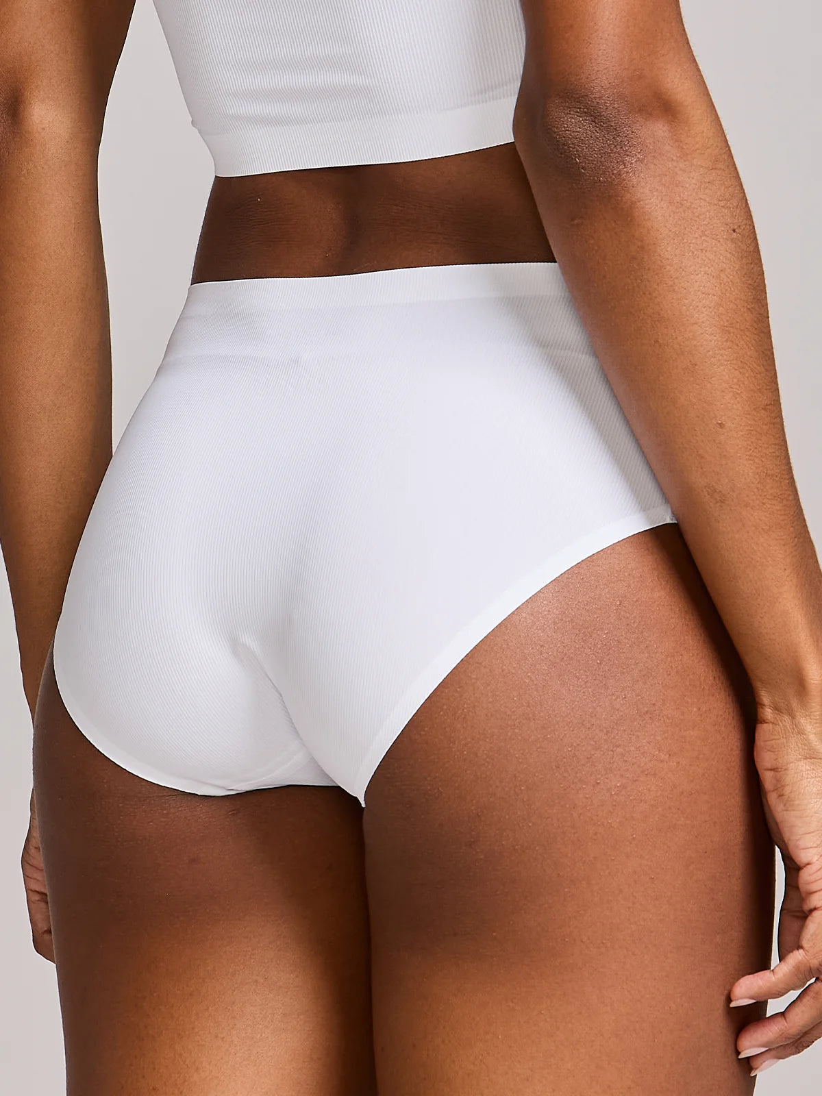 Kit com 3 Calcinhas Caleçon Poliamida Canelada Sem Costura Segunda Pele Branco