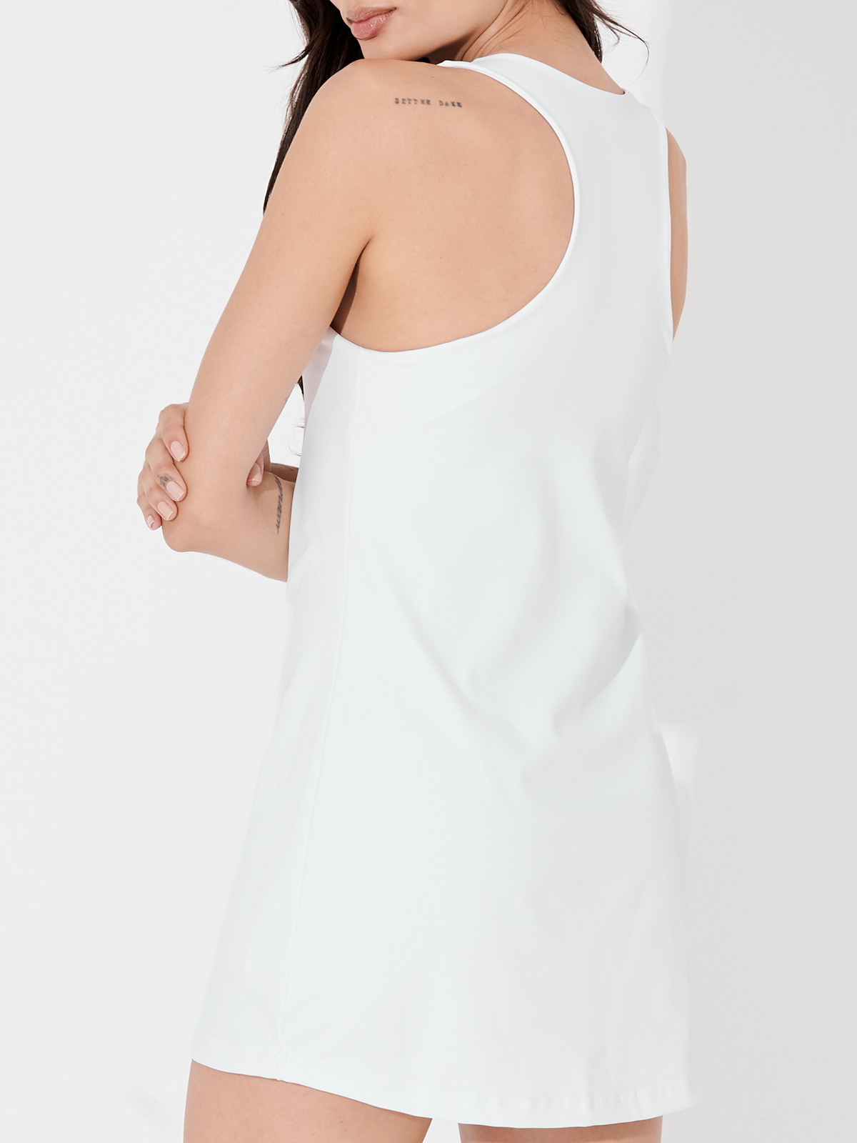 Vestido Fitness Essencial com Costas Nadador Branco
