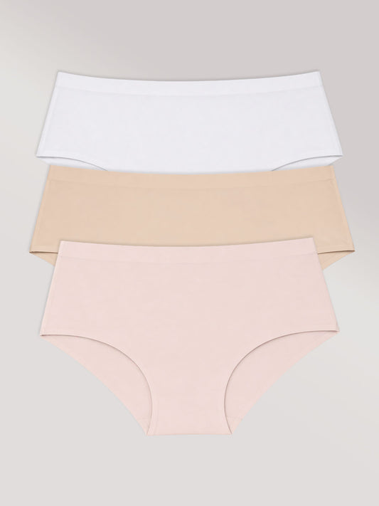 Kit com 3 Calcinhas Caleçon Sem Costura Segunda Pele (1 Branco, 1 Bege e 1 Rose) - R$41,96 Cada