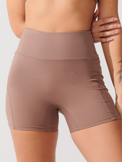 Bermuda de Compressão com Forro Marrom Cacau