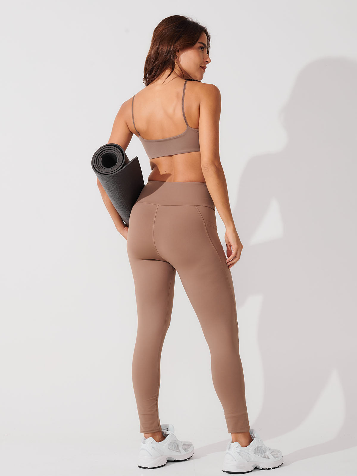 Conjunto Calça Legging de Compressão Marrom Cacau + Top Slim Marrom Cacau