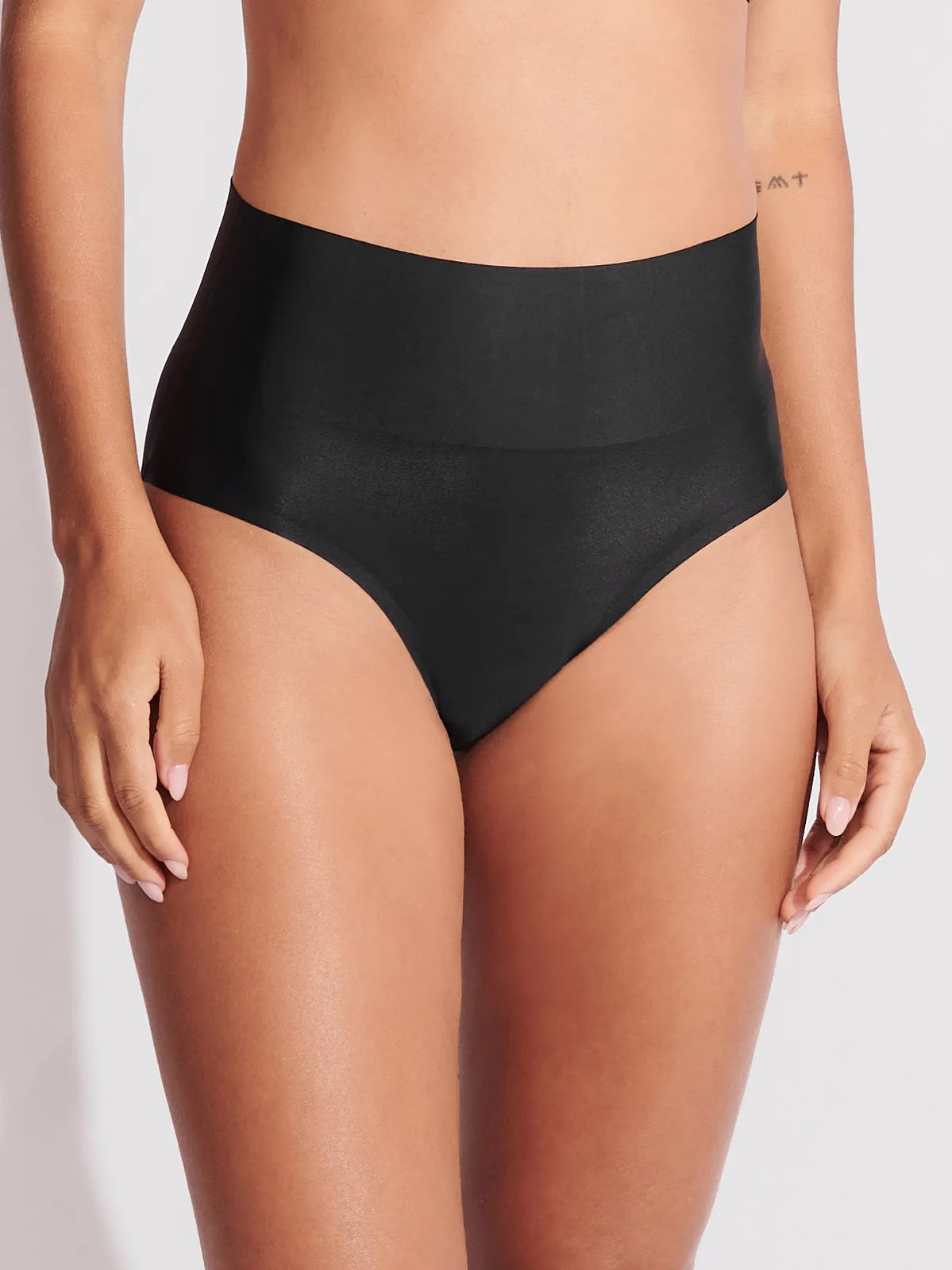 Kit com 3 Calcinhas Caleçon Redutora Sem Costura Segunda Pele (1 Preto, 1 Branco e 1 Rose) - R$71,90 cada