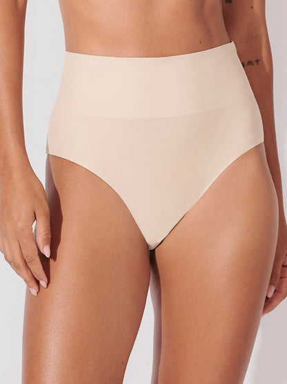 Kit com 3 Calcinhas Caleçon Redutora Sem Costura Segunda Pele (1 Branco, 1 Bege e 1 Rose) - R$71,90 cada