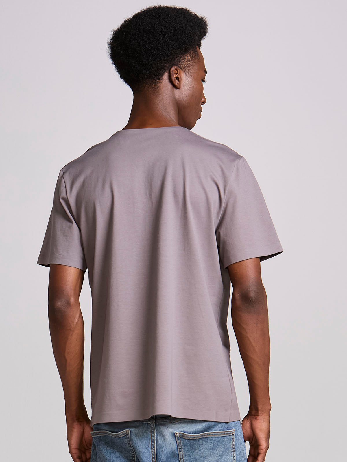 Kit com 6 Camisetas Masculina Manga Curta Algodão Premium Sem Costura (3 Preto e 3 Cinza Mescla)