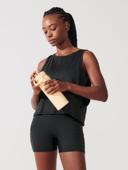 Conjunto Bermuda de Compressão Preto + Regata Cropped Leve com Cava Ampla Preto