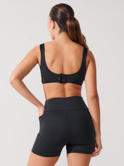 Conjunto Bermuda de Compressão Preto + Top Ampla Cobertura Preto