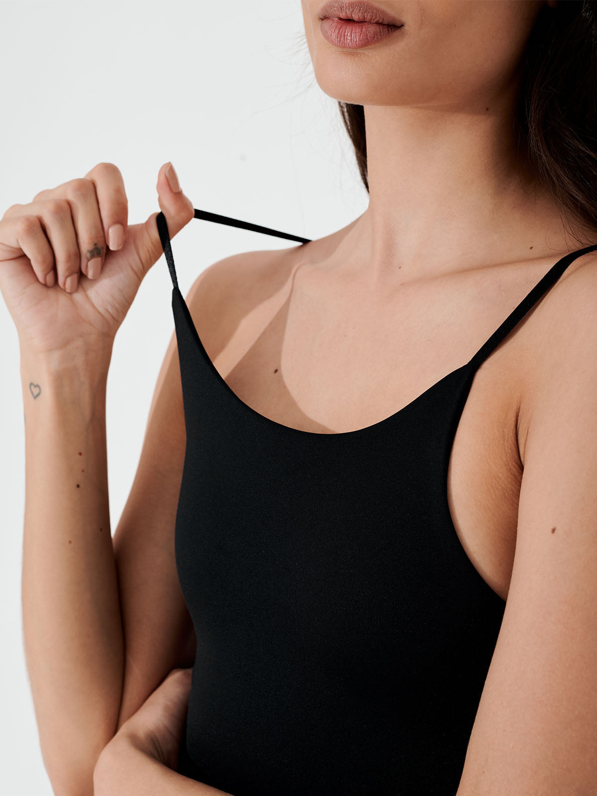 Body Essencial Alças Finas Preto