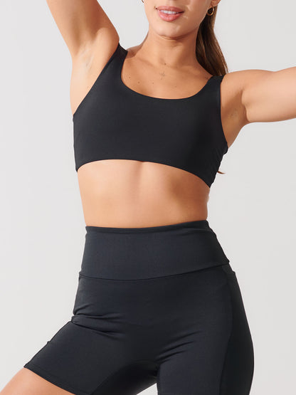 Conjunto Bermuda de Compressão Preto + Top Ampla Cobertura Preto