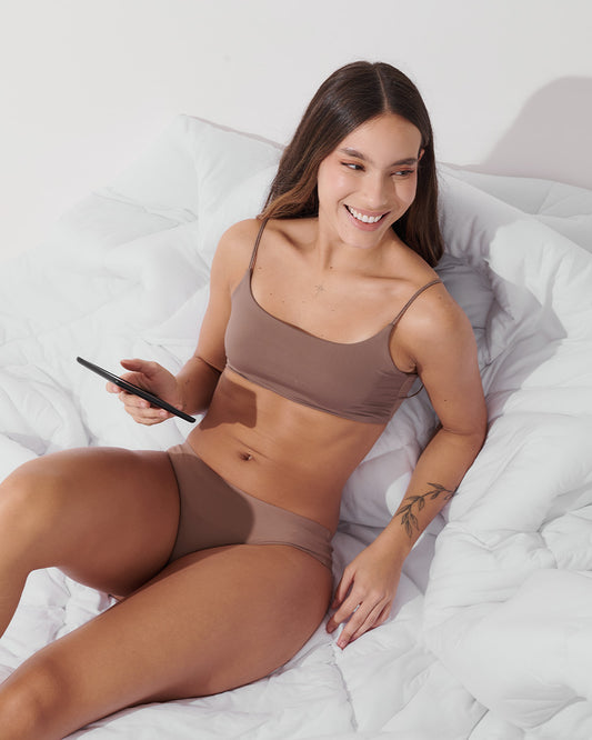 Conjunto Sutiã Alça Dupla + Calcinha Biquini Segunda Pele Marrom Cacau