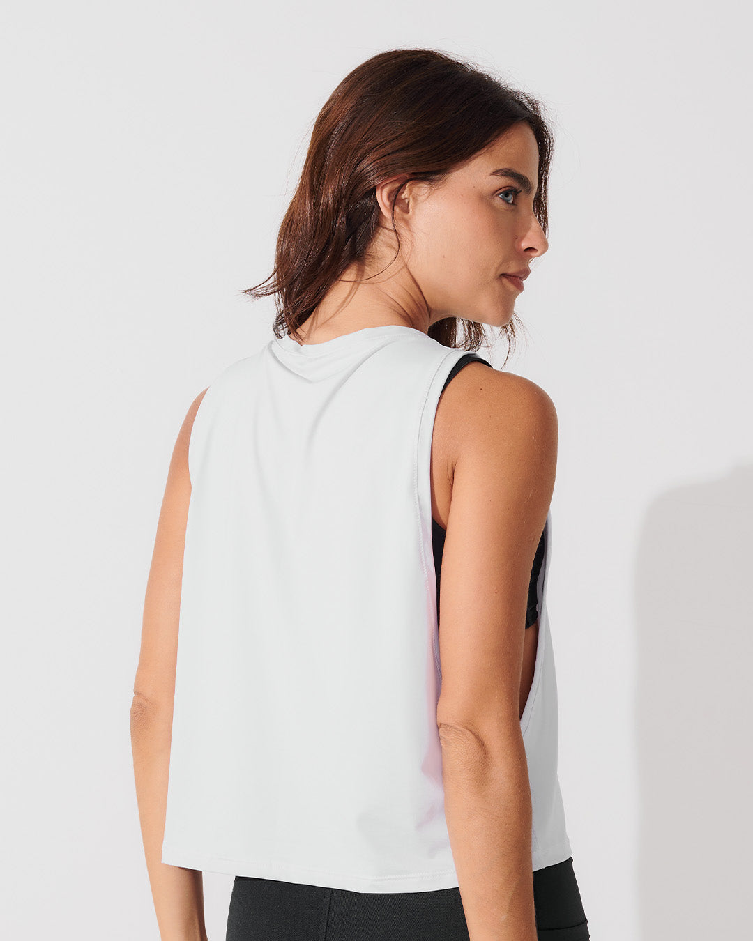 Regata Cropped com Cava Ampla Branco