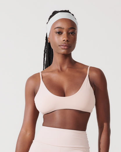 Top Slim Fitness com Alças Finas Bege