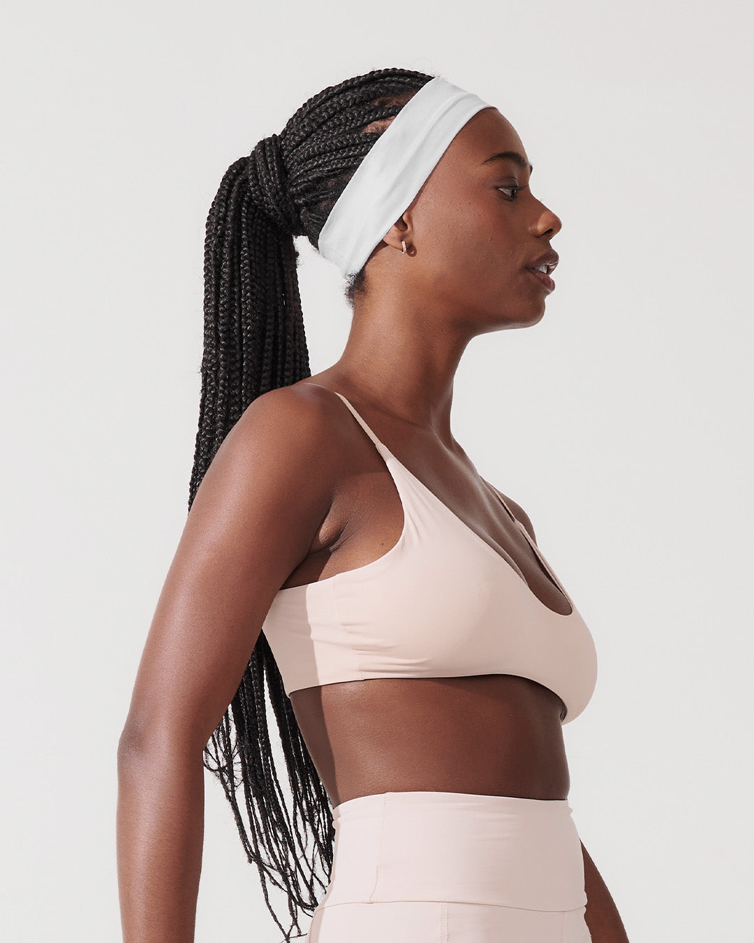 Top Slim Fitness com Alças Finas Bege